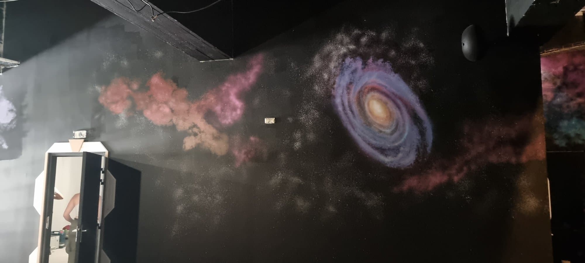 La fresque galactique, peinte à la main